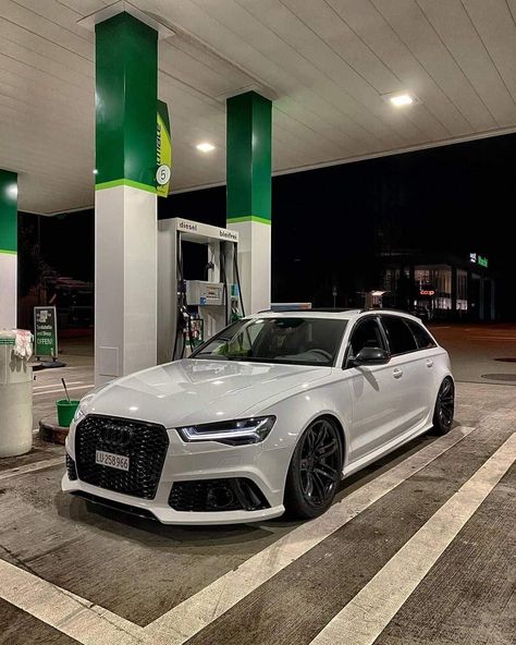 Audi Wagon, Audi A4 B8, Audi A4 Avant, Audi Rs6, Filling Station, Money And Happiness, Dream House Interior, Audi A4, Wagons