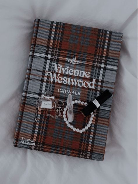 vivienne westwood aesthetic rich gossip girl old money Designer Books Aesthetic, Catwalk Books, Vivienne Westwood Catwalk, Vivienne Westwood Aesthetic, Westwood Aesthetic, Catwalk Collection, Book Reviews, Book Aesthetic, Vivienne Westwood