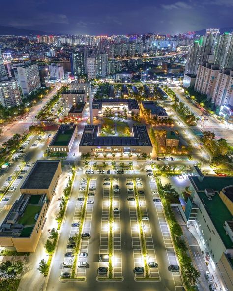 Daegu nightscape, South Korea. 📸 @davidsok0706 📍Daegu, South Korea Landscape 🌍 Link in bio for #koreatravel blog! #korea #southkorea #korealandscape #travelkorea #koreatrip#visitkorea #ongooglemaps #koreaselatan #southkoreatravel #southkorea🇰🇷 #daegutravel #daegu Daegu City, South Korea Landscape, Korea Landscape, Kpop Workout, Daegu South Korea, South Korea Travel, Om Namah Shivaya, Korea Travel, Daegu