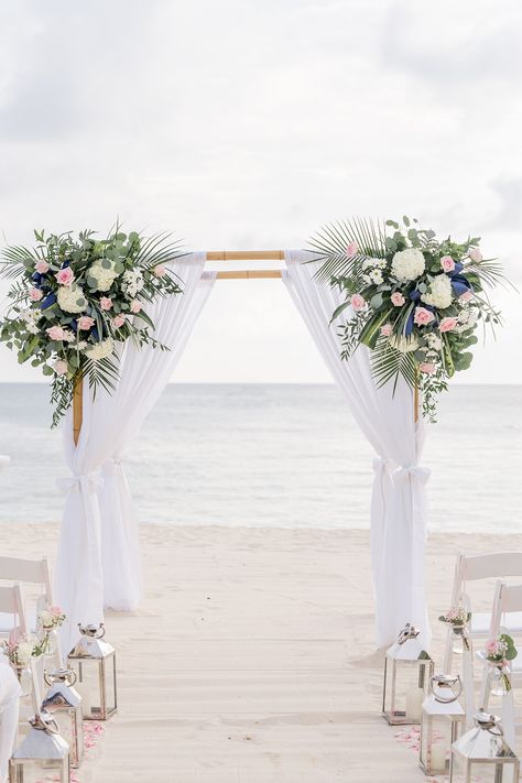 Aruba Weddings, Beach Wedding Aisles, Beach Wedding Arch, Beach Wedding Ceremony, Simple Beach Wedding, Romantic Beach Wedding, Dream Beach Wedding, Beachy Wedding, Tafel Decor