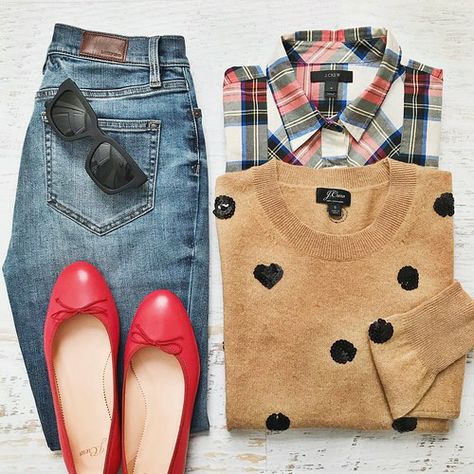 Preppy Jeans Outfit, Preppy Jeans, Jcrew Style, Estilo Preppy, World One, Jeans Outfit, Business Casual Outfits, Look Casual, Tgif