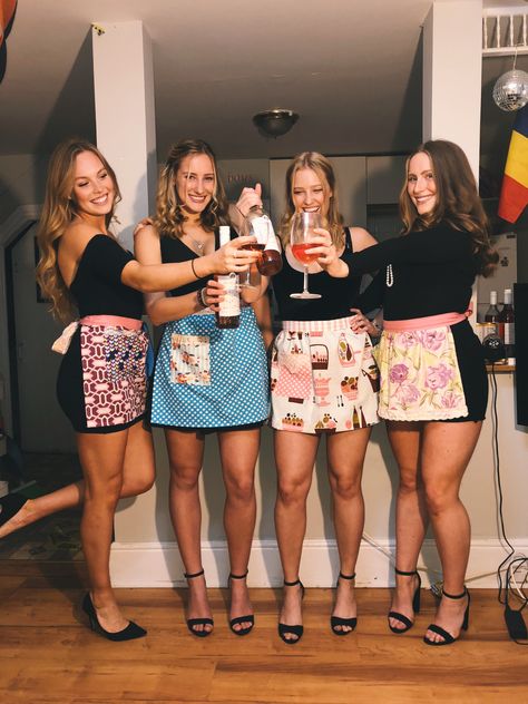 House Wife Costume, Housewife Outfit, Housewife Costume, Lesbian Bachelorette, Crazy Clothes, The Olsen Twins, House Wife, Costume For Halloween, Mini Skirt Dress