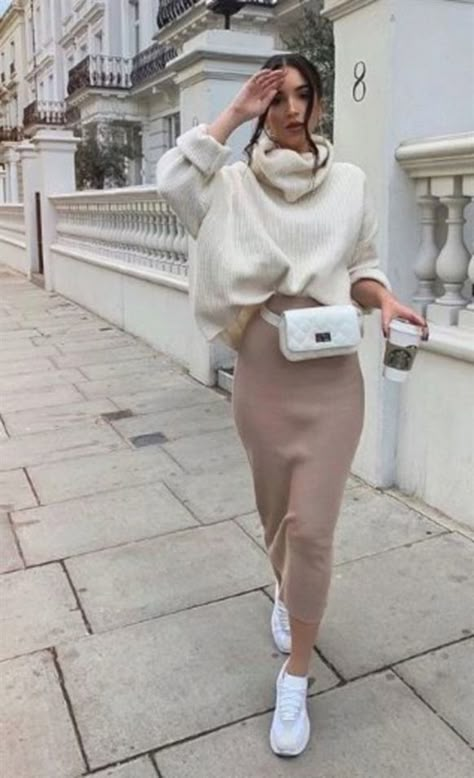 Rok Outfit, Long Skirt Outfits, Winter Skirt Outfit, Winter Fashion Outfits Casual, Outfit Chic, Winter Skirt, Trendy Fashion Outfits, Outfit Trends, Looks Chic