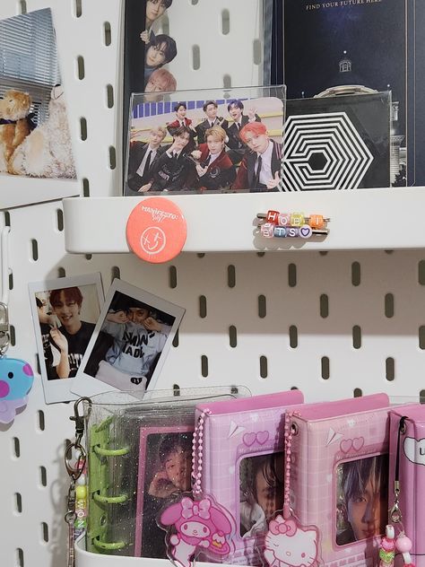 Pink, green, sanrio, hello kitty, my melody, collect books, kpop, ikea pegboard Mini Pegboard, Ikea Pegboard, Desk Area, Mini Binder, Desk Areas, Kpop Bts, Peg Board, Bedroom Inspo, Room Inspo