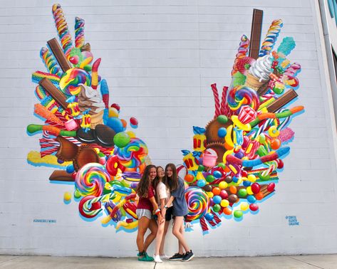 Interactive Mural Ideas, Murals Street Art Creative, Instagramable Walls Cafe, Interactive Murals, Instagram Walls, Walls Ice Cream, Wall Mural Art, Angel Wings Art, Art Selfie