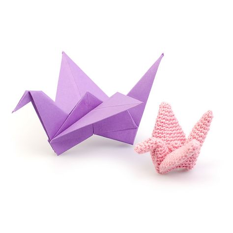 Crochet an Amigurumi Origami Crane With This Free Pattern | KnitHacker Crochet Amigurumi Patterns, Origami Dragon, Origami Crane, Quick Gifts, Paper Crane, Origami Paper, Amigurumi Free Pattern, Free Patterns, Crochet Designs