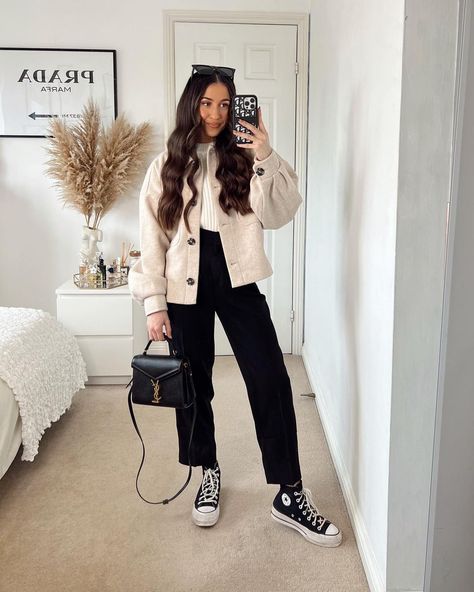 Sophie Apps | Daily Outfits on Instagram: “Some spring looks with @nakdfashion 🖤 I’ve just uploaded a story haul showing you guys what I picked up and I have a discount code too:…” Cassandra Ysl Bag Outfit, Ysl Cassandra Bag Outfit, Outfit Brunch Invierno, Winter To Spring Transition Outfits 2024, All Star Outfits, Style Inspiration Trendy, Ysl Cassandra, Luxury Pieces, October Outfits