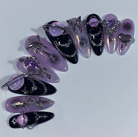 Purple And Black Nail Ideas, Nail Inspo Purple, Black And Purple Nails, Nature Nails, Faux Nails, Fake Nails Designs, Punk Nails, Korean Nails, Goth Nails