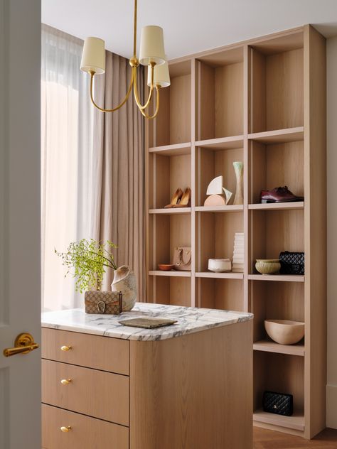 Back to basics  Whether it's an entryway, corridor or the wardrobe of your dreams, a classic chandelier never fails to add that finishing touch ✨️  Interior by Smac Studio Photography by Dave Wheeler Wardrobe Shelving, Classic Italian Style, Styling Shelves, Laundry Room Closet, Island Bench, Timeless Home, Studio Interior Design, Vogue Living, Room Closet