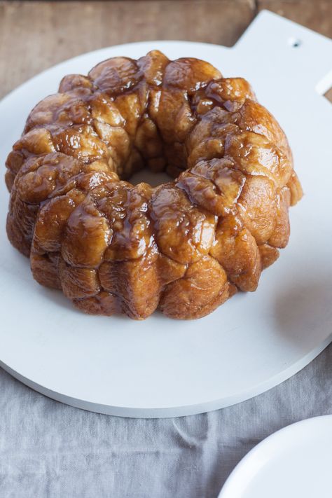 Monkey Balls, Creative Breakfast Ideas, Monkey Bread Recipe, Creative Breakfast, Frozen Bread Dough, Cooks Illustrated, Crumb Cake, Monkey Bread, Healthy Breakfast Ideas