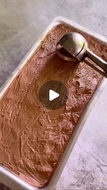 Recipes On Shoot on Instagram: "Quick Chocalate 
Ice cream
😋😋😋

#recipesonshoot #recipesonshoot 
#instafood #instafoodie #reels #reelsinstagram #viral #viralreels #chocalate #icecream" How To Make Chocolate Ice Cream, Cream Deserts, Sundae Dessert, Freezer Prep, Lebanese Desserts, Chocolate Ice Cream Recipe, Gelato Recipe, Mango Ice Cream, Diy Chocolate