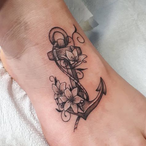 Women Anchor Tattoos, Womens Anchor Tattoo, Anchor With Initials Tattoo, Girly Anchor Tattoo, Anchor Wrist Tattoo, Anchor Tatoos Woman, Flower Anchor Tattoo, Feminine Anchor Tattoo Flowers, Anchor Tattoo Feminine