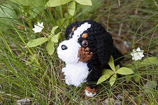 Crochet Bernese Mountain Dog Pattern, Bernese Mountain Dog Crochet Pattern Free, Bernese Mountain Dog Crochet, Bernice Mountain Dog, Berner Dog, Mutt Dog, Bernese Mountain Dog, Fun Crochet Projects, Dog Pattern