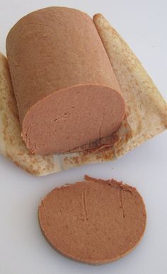 Braunschweiger Liver Sausage Homemade Liverwurst Recipe, Liverwurst Recipe, Grinding Meat, Deli Meat Recipes, Liver Sausage, Curing Meat, Making Sausage, Meat Curing, Cured Meat Recipes