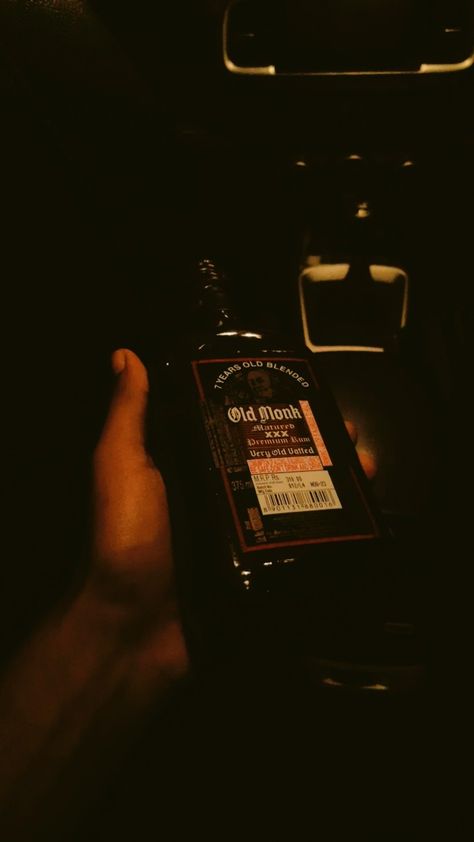 Old Monk Aesthetic, Old Monk Rum Aesthetic, Old Monk Snap, Drink Pic, Old Monk Rum, Bullet Pics, Alcohol Pictures, Drinks Pictures, Empty Background