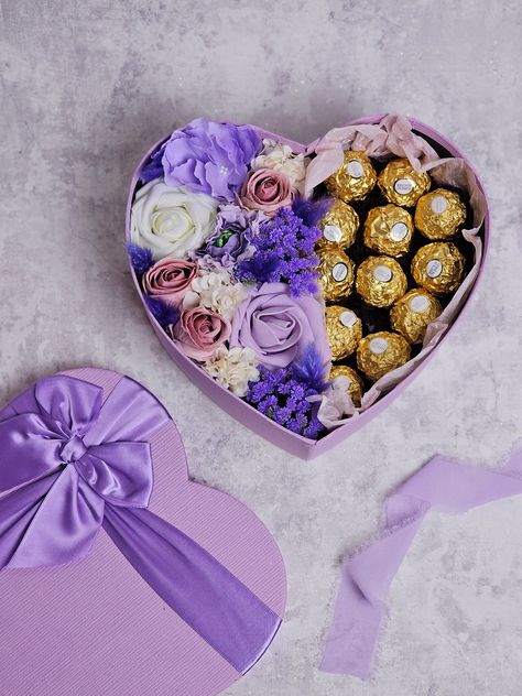 Gift Box Ideas For Girlfriend, Box With Flowers And Chocolate, Gifts For Girlfriend Birthday Ideas, Birthday Gift Ideas For Girlfriend, Heart Shape Chocolate Box Gifts, Heart Box With Flowers And Chocolate, Gift Ideas Girlfriend, Elegant Heart-shaped Jewelry With Gift Box, Crystal Chocolate Box Heart