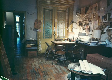 Louise Bourgeois' studio in Chelsea, NY Artist Studios, Artists Studios, Studio Spaces, New York Homes, Artistic Space, Louise Bourgeois, Dream Studio, Chelsea House, Artist House