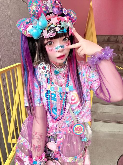 Neo Decora Style, Decora Kei Makeup, Harajuku Decora Kei, Decora Aesthetic, Dark Decora, Decora Style, Decora Fashion, Decora Harajuku, Harajuku Decora