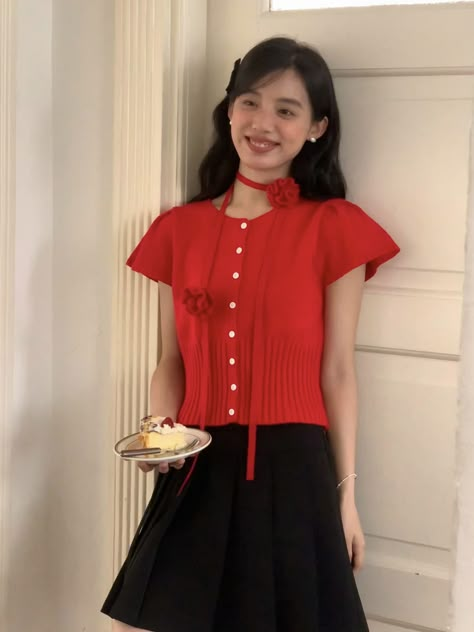 Cny Outfit Ideas, Chinese New Year Outfit Ideas, Chinese New Year Outfits, Cny Outfit, Lunar New Year Outfit, Jazz Girl, Piano Girl, Chinese New Year Outfit, Fashion Infographic