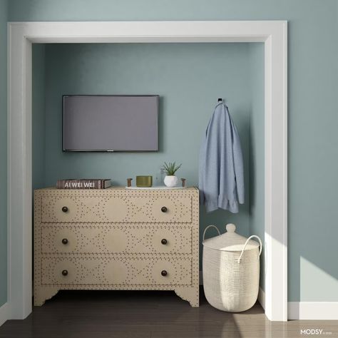 Closet Nook Ideas Bedroom, Bedroom Tv Design, Style A Dresser, Closet Nook, Design A Bedroom, Small Sitting Areas, Home Organization Tips, Bedroom Nook, Bedroom Tv