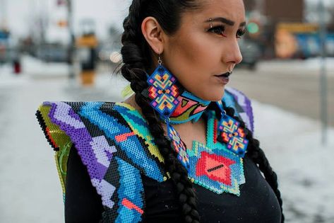 Catherine Blackburn, “The Waterhen Weaver,” 2018 (photo by Tenille Campbell, Sweetmoon Photography) Indigenous Fashion, Abstract Jewelry, Female Fashion, Fashion Model, Fashion Designers, All About Fashion, Couture Fashion, World Of Fashion, Evening Wear