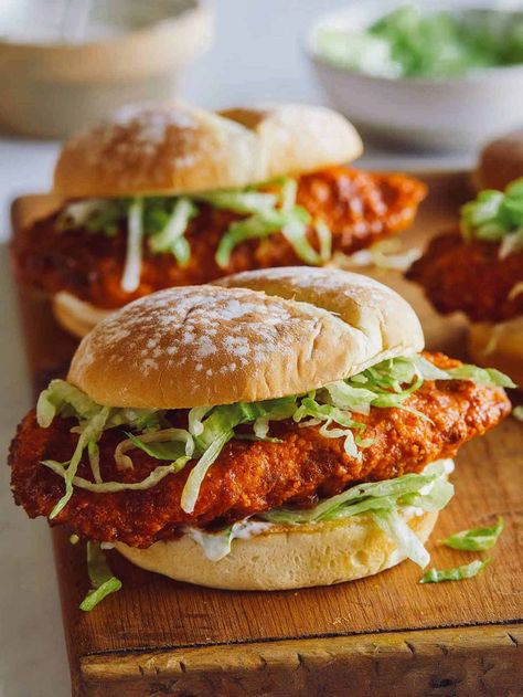 Honey Hot Chicken, Honey Baked Chicken, Hot Chicken Sandwiches, Spoon Fork Bacon, Nashville Hot Chicken, Chicken Sandwich Recipes, Chicken Sandwiches, Baking With Honey, Hot Chicken