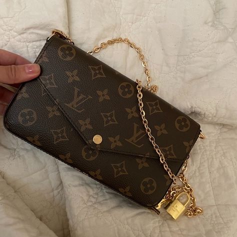 L V crossbody bag L V Louis Vuitton, Fits For Fall, Louis Vuttion, Photography Bags, Lv Pochette, Leg And Glute Workout, Louis Vuitton Crossbody, Glute Workout, Handbag Collection