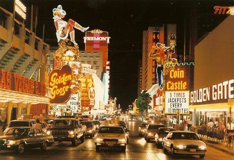 The Las Vegas, Fremont Street from the 1980's. Glitter Gulch, Vegas Glamour, Vegas Pictures, Downtown Vegas, Atlantic City Casino, Las Vagas, Vintage Vegas, Neon Signage, Old Vegas