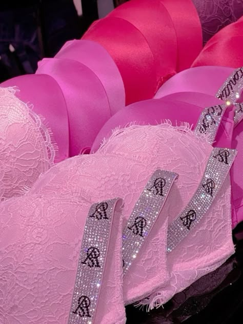 Victoria's Secret Aesthetic, Secret Aesthetic, Pink Bras, Victoria Secret Outfits, Pink Lifestyle, Pretty Bras, Pink Pink Pink, Cute Bras, Girly Aesthetic