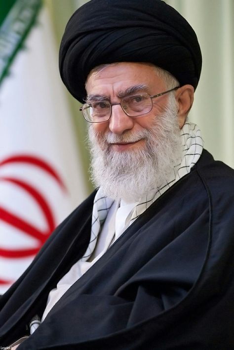 Sayed Ali Khamenei, Khamenei Wallpaper, Ayatollah Khamenei, Imam Khamenei, Ali Khamenei, Sorry Images, Jet Fighter Pilot, Decent Wallpapers, Eagle Pictures