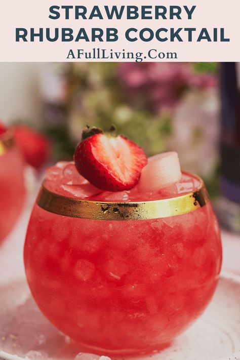 This delicious Strawberry Rhubarb Cocktail is made with gin, and is so tasty for the summer! Rhubarb Gin Cocktail, Rhubarb Simple Syrup, Brandy Sour, Rhubarb Cocktail, Rhubarb Juice, Strawberry Simple Syrup, Rhubarb Gin, Rhubarb Syrup, Cocktail Summer