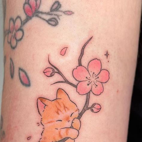 Marta | LISBON Bookings Closed ✨ on Instagram: "Cherry blossom kittys🌸✨  Orange - another one for George (thank you once again ✨). It turned out so cute and chonky 🍊!  White - Thank you so much for your trust, specially for the fox 🥹 🌸✨ (will post it soon hopefully! 🫶🏻)  #tattooinspiration #tattoo #tattooideas #tattoodesigns #tattoos #tattooartist #tattooart #tattooink #tattooflash #tattoolove #tattooinspiration #tattoosketch #tattooer #instagramartist #artistsoninstagram #procreate #animetattoo #colourtattoo #cutetattoos #flashsheet #smalltattoo #tattooideas #inked #tattooportugal #portugaltattoo #lisboatattoo #cattattoo #pettattoo #kittytattoos" Tattoo Ideas Cherry Blossoms, Orange Cat Tattoo, Tattoo Gato, Cute Cat Tattoo, Funky Tattoos, Cat Tat, Blossom Tattoo, Cherry Blossom Tattoo, Anime Tattoos