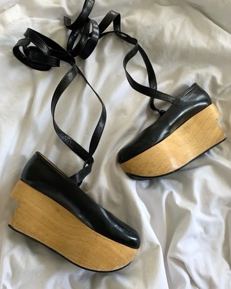 Vivienne Westwood Horse Shoes, Nana Shoes, Rocking Horse Shoes, Weird Aesthetic, Dr Shoes, Horse Shoes, Wood Shoes, Funky Shoes, Miu Miu Shoes