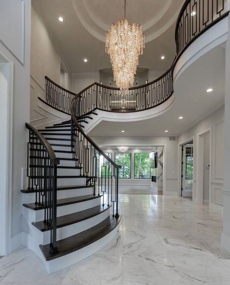 Foyer Mansion, Double Staircase Foyer, Contemporary Staircase Design, Steel Stairs Design, Window Solutions, Front Foyer, Stair Rails, Stair Ideas, Luxury Staircase