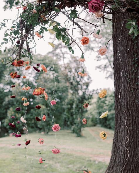 A Whimsical Blooms at a Flower Farm Wedding✨ On their first date, Eric told Krisztina that he was moving to Washington, D.C., but they chose to enjoy their time together. Little did they know that this would lead them to their whimsical, garden-inspired wedding, beautifully decorated with @ferdinandlovesflowers’s floral designs. Her unique ideas brought the floral theme to life, weaving flowers into the decor, attire, and guest activities. Click the link in the bio to read the full story! ... Weaving Flowers, Flower Farm Wedding, Whimsical Wedding Decorations, Garden Wedding Decorations, Fairy Wedding, Whimsical Garden, Whimsical Wedding, Floral Theme, Garden Inspired