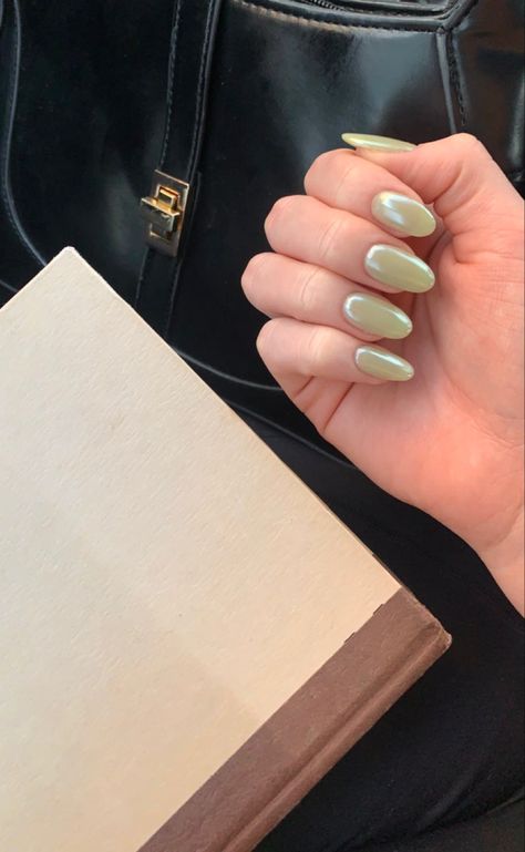 Green Glaze Nails, Sage Green Pearl Nails, Autumn Nails 2023 Green, Light Green Metallic Nails, Green Pearlescent Nails, Pea Green Nails, Pistachio Chrome Nails, Sage Green Cat Eye Nails, Pearly Green Nails