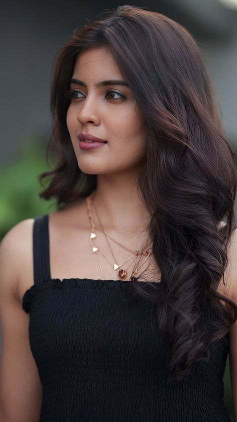 Amrita Aiyer, Amritha Aiyer, Actress Images, Actress Hot Pics, Actress Pics, Indian Actress Hot Pics, Beautiful Smile Women, Hot Pics, Beautiful Smile