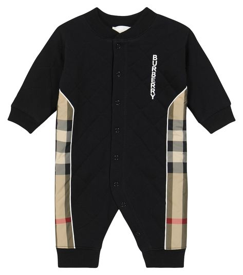 Baby will be perfectly cozy and stylish courtesy of this onesie from Burberry Kids. Made from pure cotton, it rests gently against newborn skin, while a snap-buttoned front ensures easy changing. Padded Vintage Check detailing on the sides guarantees warmth and optimum style. | Burberry Children Baby Vintage Check cotton onesie Burberry Inspired Outfits, Burberry Baby Boy, Luxury Baby Clothes, Burberry Baby, Toddler Jumpsuit, Baby Equipment, Designer Baby, Burberry Kids, Luxury Baby