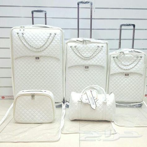 Footwear Aesthetic, Outfit Fitness, Travel Luggage Set, Hardside Luggage Sets, Cute Suitcases, Cute Luggage, Travel Bag Set, Stylish Luggage, Briefcase Women