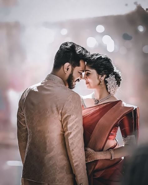 Here are Some BEST Couple Photography Ideas & Poses for South Indian Couples that you MUST need to capture for your wedding functions. #shaadisaga #indianwedding #coupleweddingphotography #coupleweddingphotographyindian #coupleweddingphotographyposes #coupleweddingphotographyforeheadkisspicture #coupleweddingphotographyromantic #coupleweddingphotographyphotoposes #southindianweddingphotography #southindiancouplephotoshoot #southindiancouplephotoshoottraditional #southindiancouplephotoshootposes Marathi Marriage Couple Photography, Pose For Engagement Photos Indian, Saari Poses Couple, Capal Photo Poses, Couple Pose With Saree, Couple Saree Photoshoot, Marathi Couple Photography, Marathi Engagement Photography, Couple Poses In Saree For Photoshoot