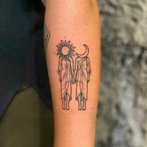 Unique Duo Tattoos, Different Sister Tattoos, Celestial Tattoo Matching, Weird Sister Tattoos, Non Matching Sister Tattoos, Indie Matching Tattoos, Best Friend Tarot Tattoo, Tattoo Of Sisters, Matching Tattoos Medium Size