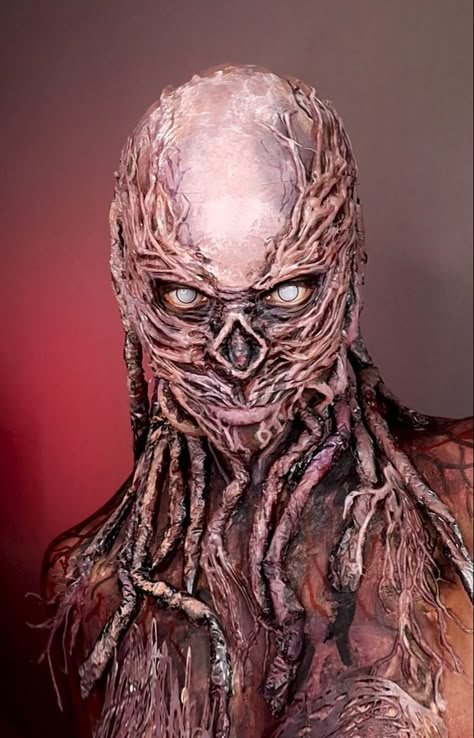 Vecna Costume Ideas, Vecna Makeup Look, Gore Sfx Makeup, Scary Sfx Makeup, Lava Makeup, Special Fx Makeup Ideas, Sfx Makeup Horror Make Up, Sfx Makeup Looks, Special Effects Makeup Ideas