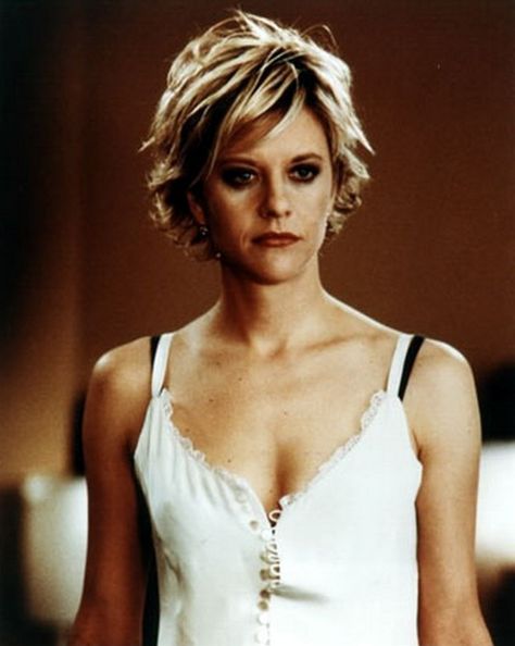 Meg Ryan Haircuts, Meg Ryan Hairstyles, Over 40 Hairstyles, Celebrity Haircuts, Meg Ryan, You've Got Mail, Sassy Hair, Penteado Cabelo Curto, Short Haircut