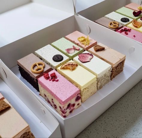 following @patriciakyex for more ✨ Dessert Box Mini, Delicious Food Image, Pretty Alcoholic Drinks, Dessert Box, Dessert Packaging, Dessert Boxes, Gourmet Desserts, Beautiful Desserts, Cake Business