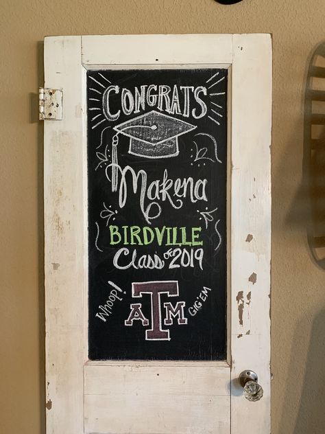 Grad Signs Ideas Diy, Senior Chalkboard Signs, Graduation Poster Ideas Signs Handmade, Diy Large Chalkboard Sign, Grad Party Welcome Sign Chalkboard, Graduate Chalkboard Sign, Graduation Chalkboard, Photo Shoot Tips, Chalkboard Door