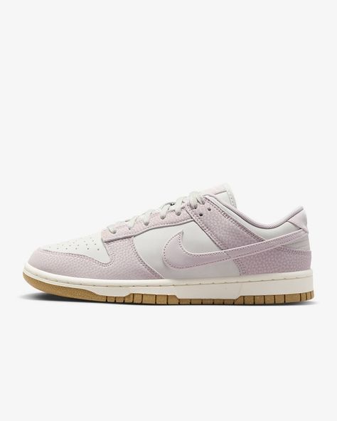 Nike Dunk Low Premium Next Nature Women's Shoes. Nike.com Nike X Travis Scott, Nike Models, Adidas Spezial, Dunks Nike, Nike Dunk High, Nike Shox, Air Jordan 3, Nike Air Huarache, Air Huarache