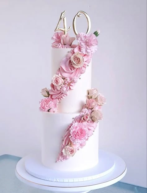 40th Birthday Cake For Women, Birthday Cake For Women Elegant, Buttercream Cookies, Desserts Party, Bakery Cupcakes, Tiered Cakes Birthday, Fondant Cake Designs, Beautiful Cake Designs, Elegant Birthday Cakes