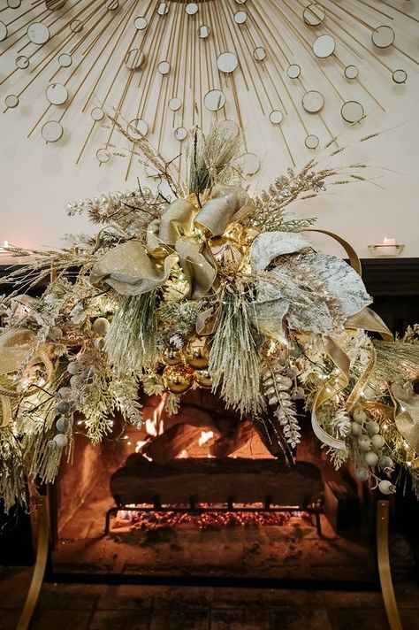 Cuddled up by the fire, surrounded by warmth and gratitude. Sending you all the coziest wishes for a wonderful Thanksgiving, filled with… | Instagram Rebecca Robeson Design Christmas, Robeson Design Christmas, Rebecca Robeson Christmas, Rebecca Robeson Design, Rebecca Robeson, Beach House Getaway, Robeson Design, Christmas Fireplace Decor, Christmas Fireplace