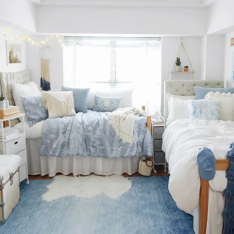 Dorm Room Ideas - College Room Decor - Dorm Inspiration | Dormify Dorm Room Colors, Dorm Wishlist, College Bedroom Decor, Dorm Aesthetic, Blue Dorm, College Dorm Room Inspiration, Dream Dorm Room, Teenage Room Decor, Dorm Bed