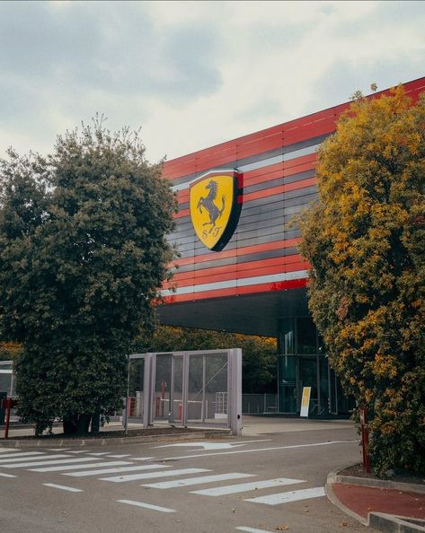 Scuderia ferrari f1 casa aesthetic Casa Aesthetic, Driver Job, Ferrari Scuderia, Ferrari World, Mick Schumacher, Formula 1 Car Racing, Formula 1 Car, Ferrari F1, Scuderia Ferrari